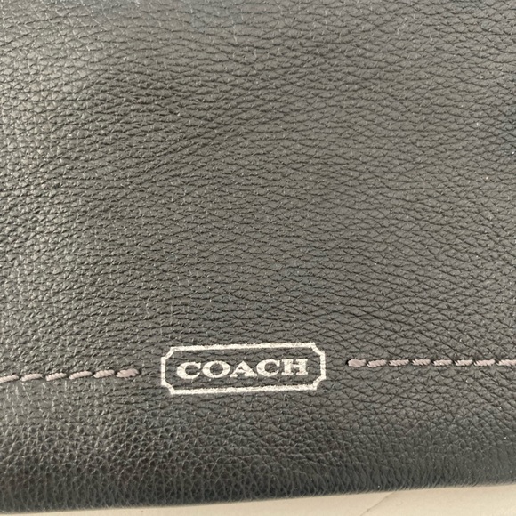COACH BLACK WRISTLET - Picture 2 of 5